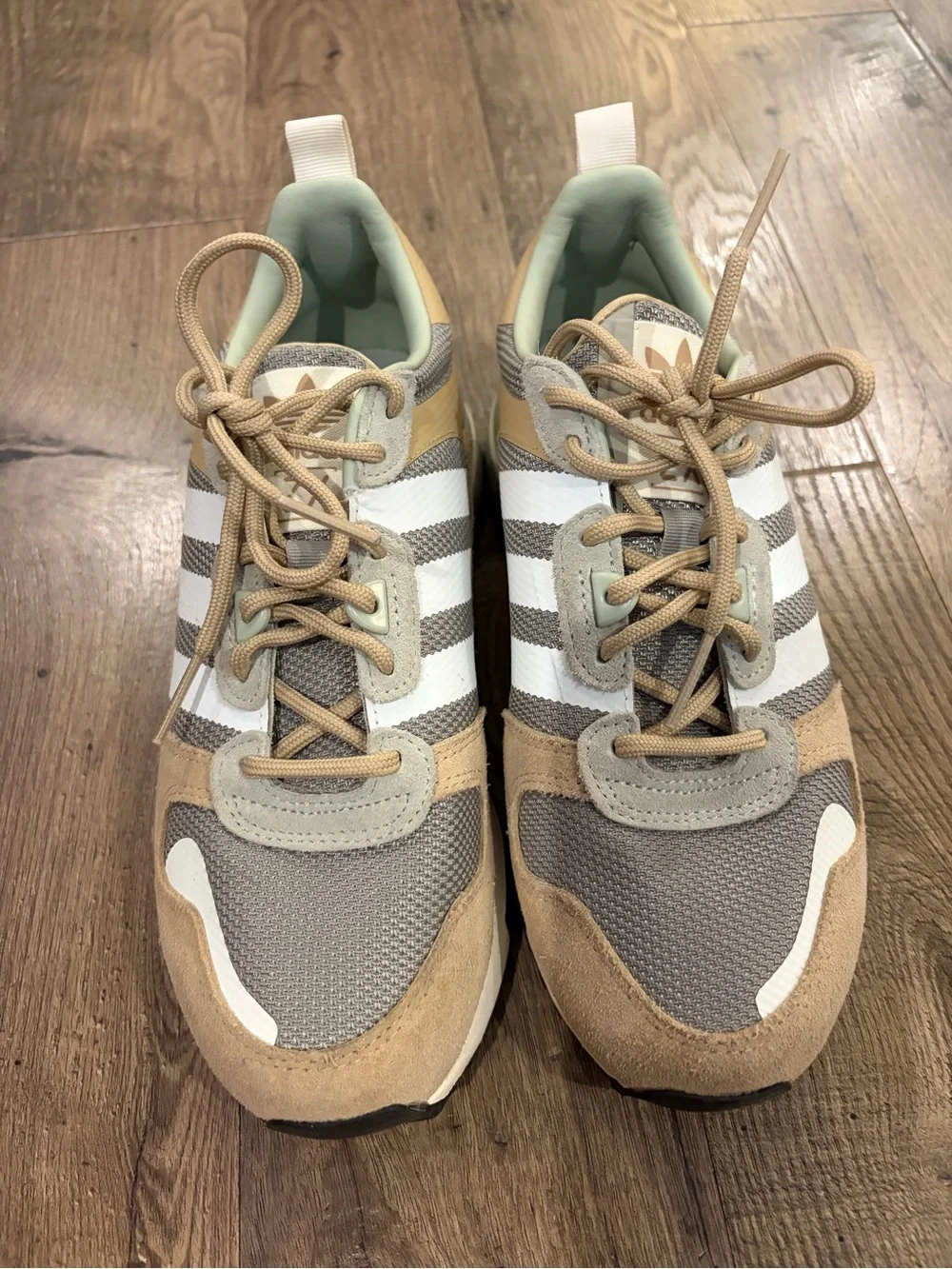 ADIDAS ZX 700 Green Tan Three Stripe Sneakers